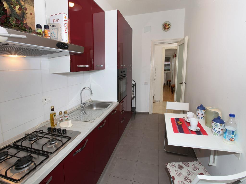 Anna A San Pietro Holiday House Rome Room photo